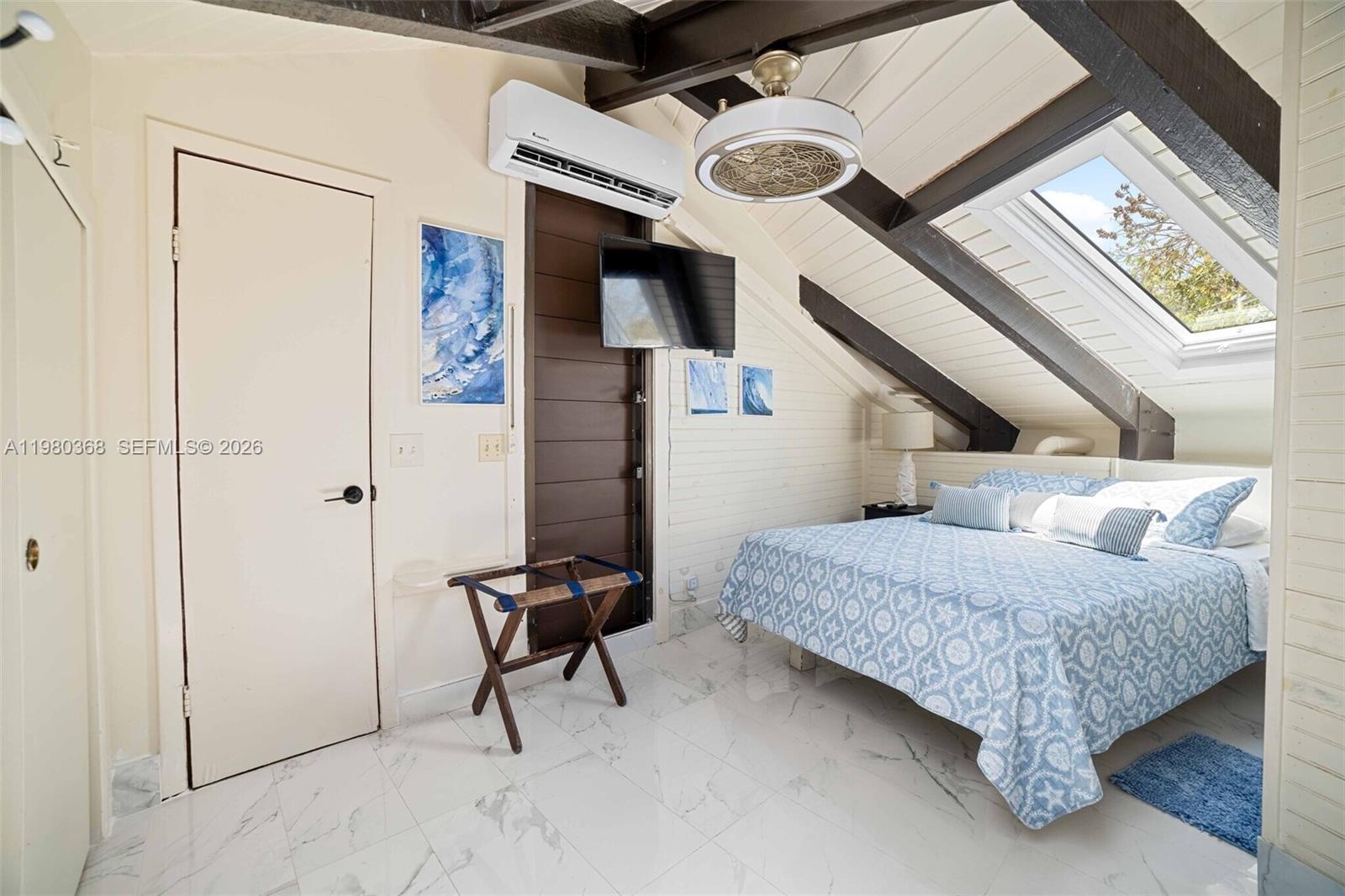 1557 Long Bch Dr Big Pine, FL 33043