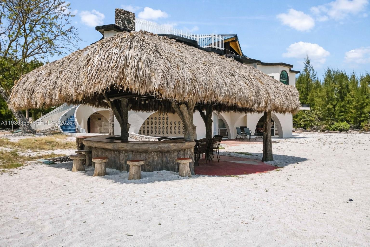 1557 Long Bch Dr Big Pine, FL 33043