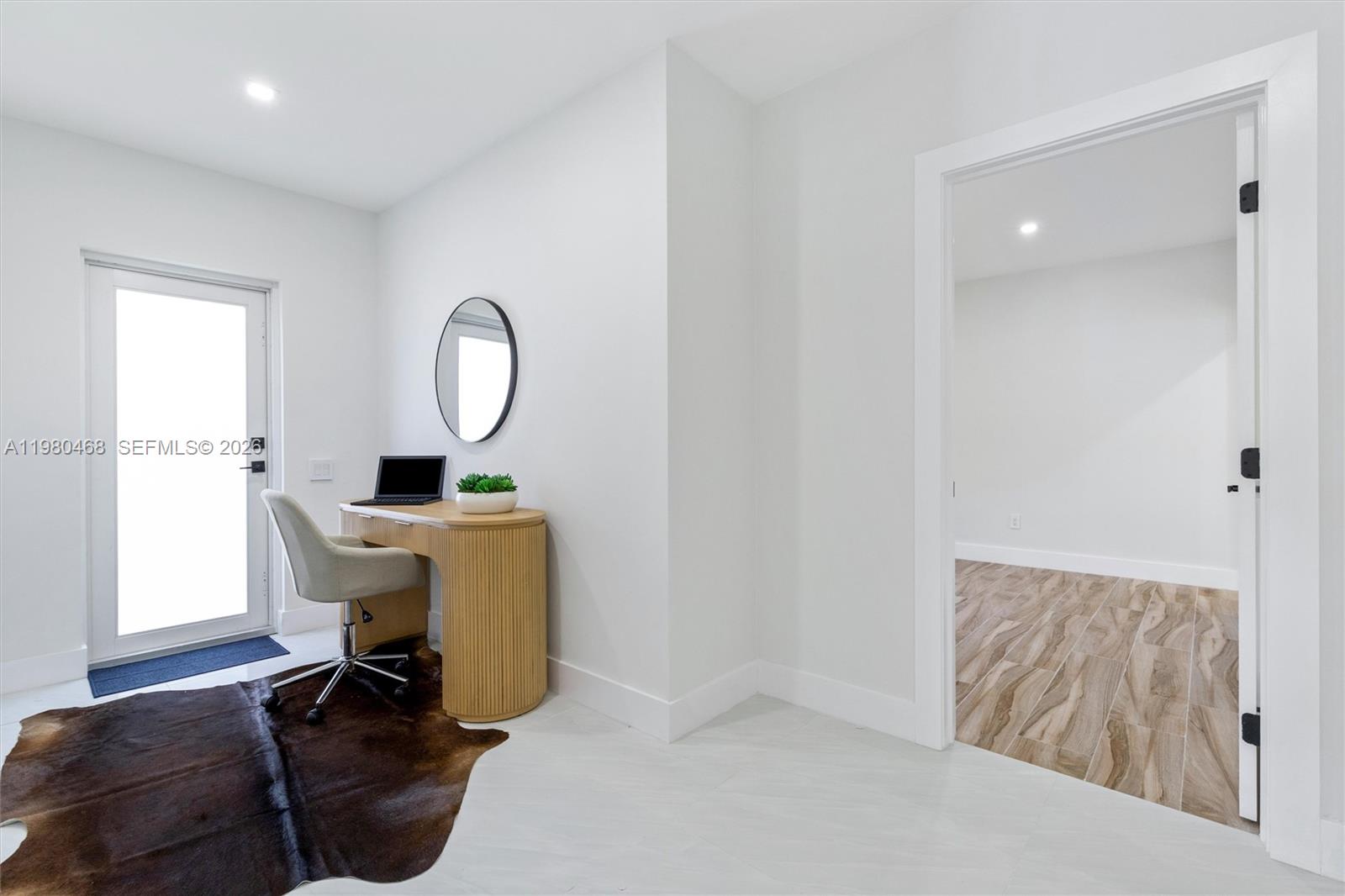 1840 NE 199th St Miami, FL 33179