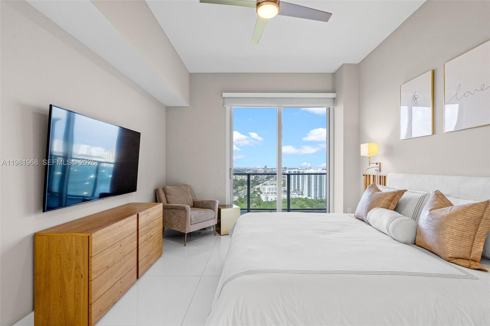 16385 Biscayne Blvd #3201 North Miami Beach, FL 33160