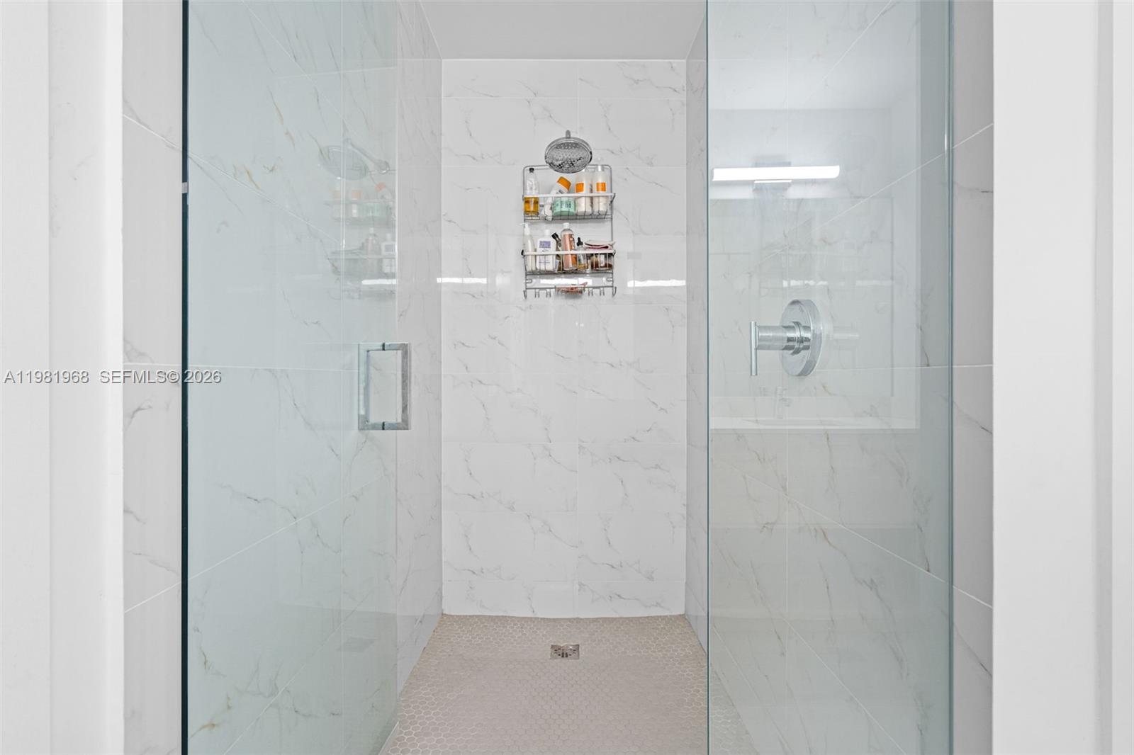 16385 Biscayne Blvd #3201 North Miami Beach, FL 33160