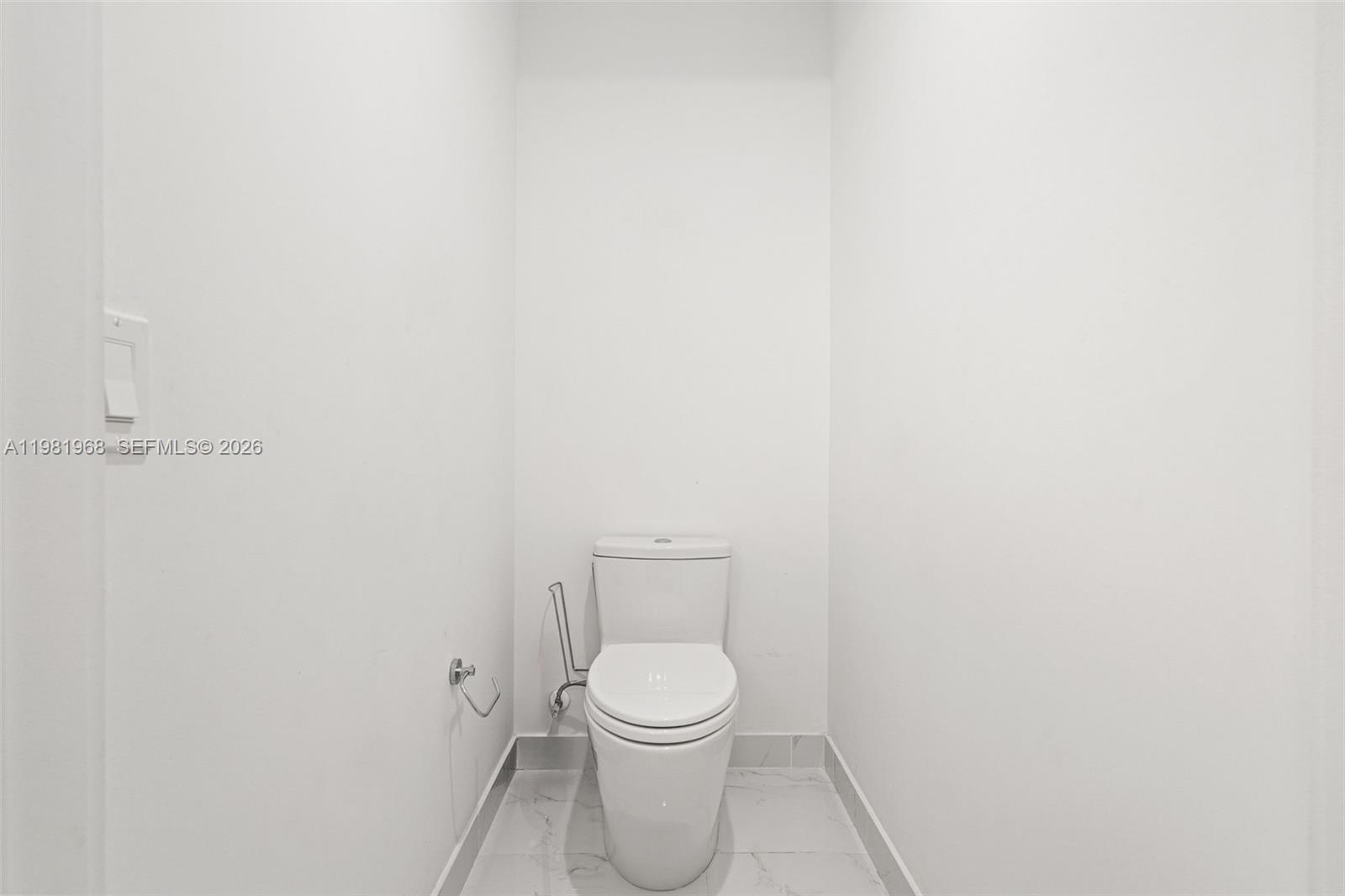 16385 Biscayne Blvd #3201 North Miami Beach, FL 33160