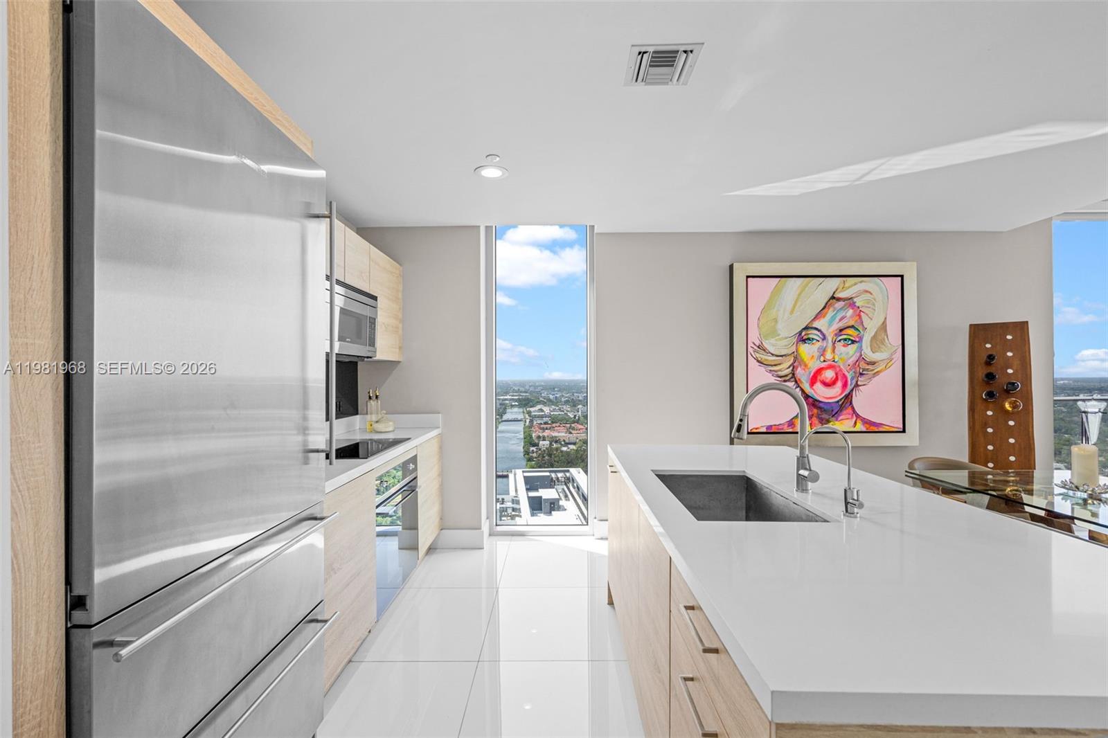 16385 Biscayne Blvd #3201 North Miami Beach, FL 33160