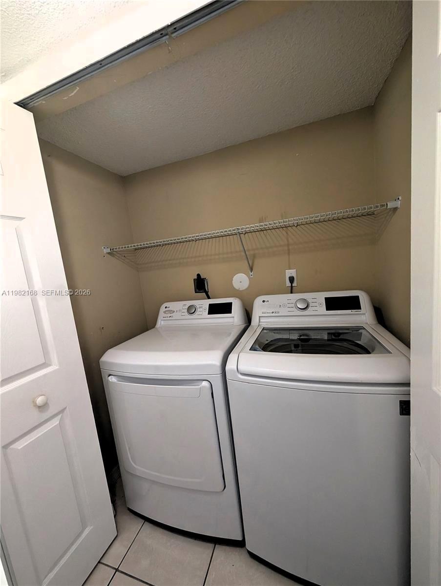 2485 W 76th St #109 Hialeah, FL 33016