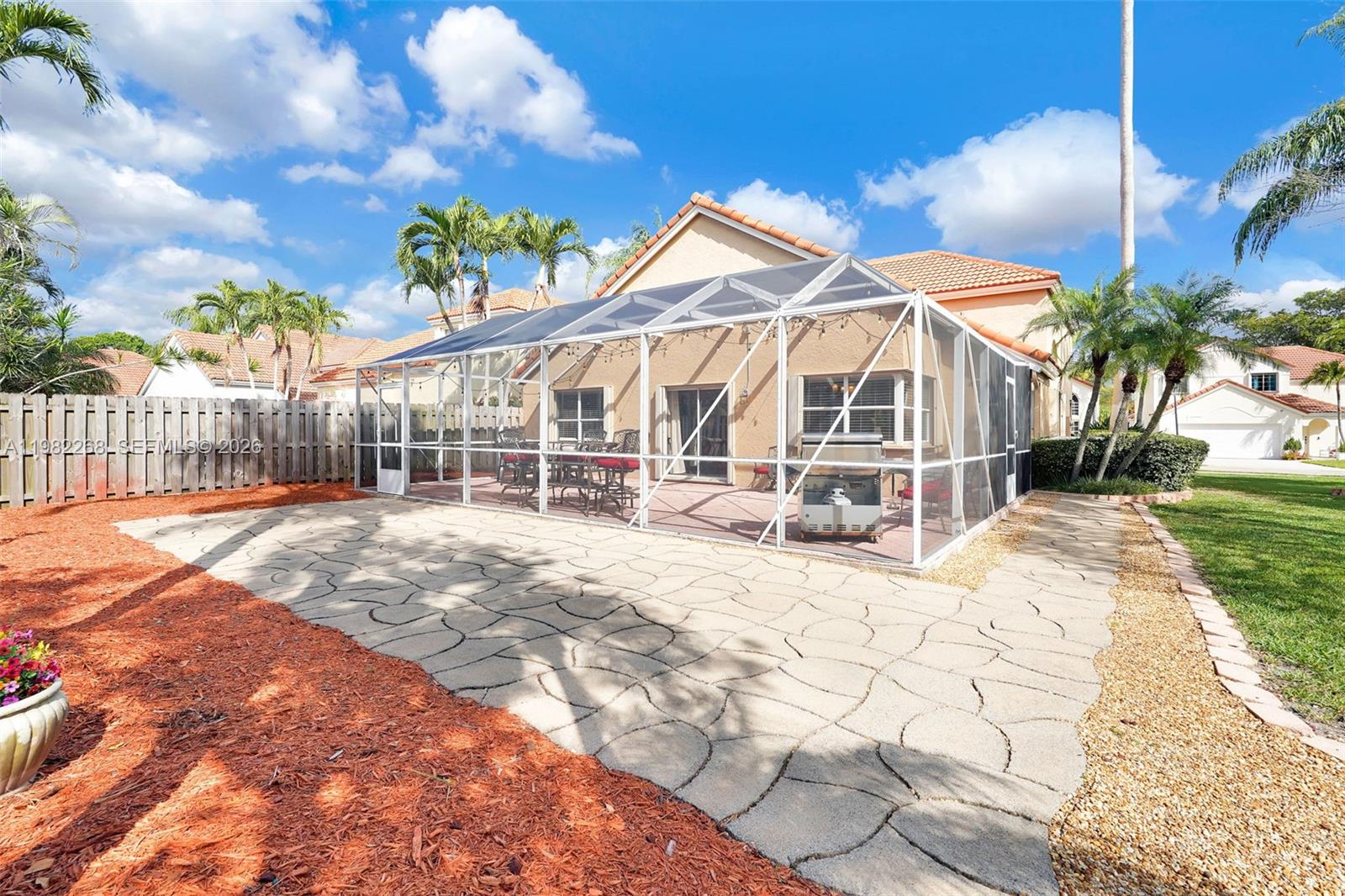 2632 Oak Park Cir Davie, FL 33328