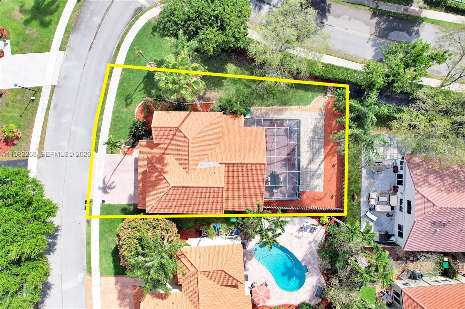 2632 Oak Park Cir Davie, FL 33328
