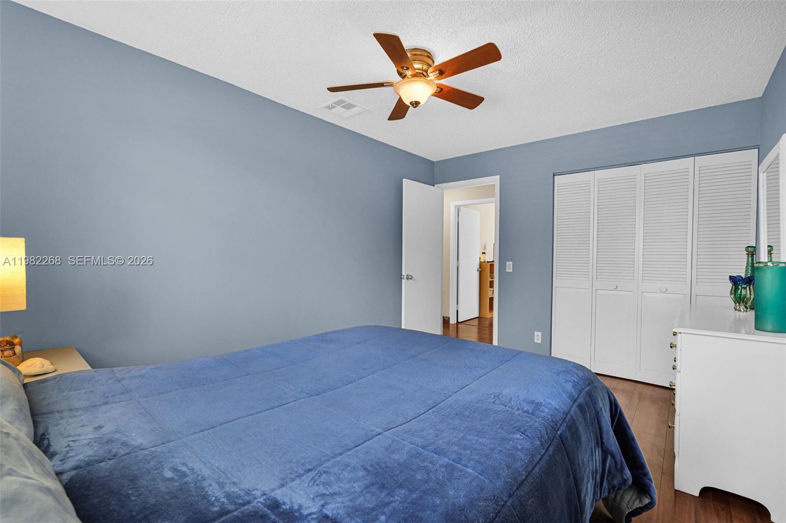 2632 Oak Park Cir Davie, FL 33328