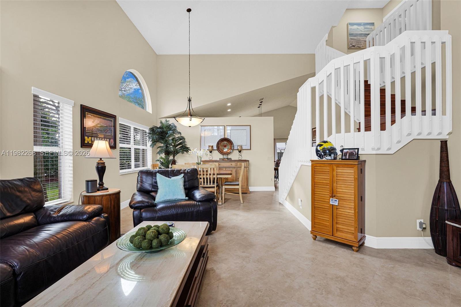 2632 Oak Park Cir Davie, FL 33328