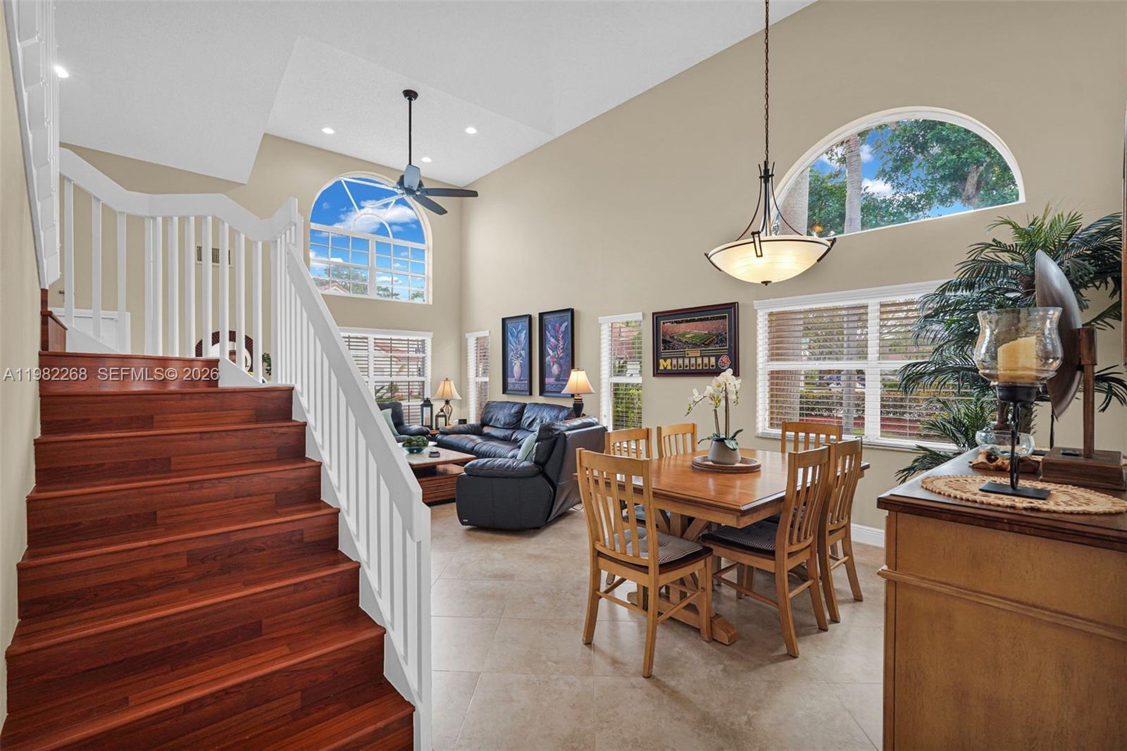 2632 Oak Park Cir Davie, FL 33328