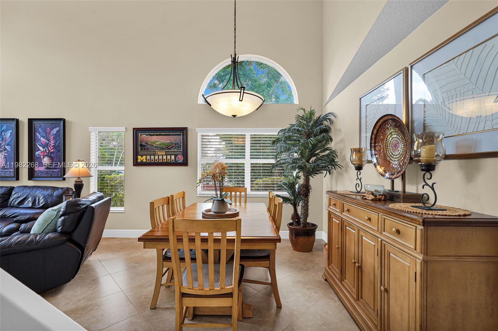 2632 Oak Park Cir Davie, FL 33328