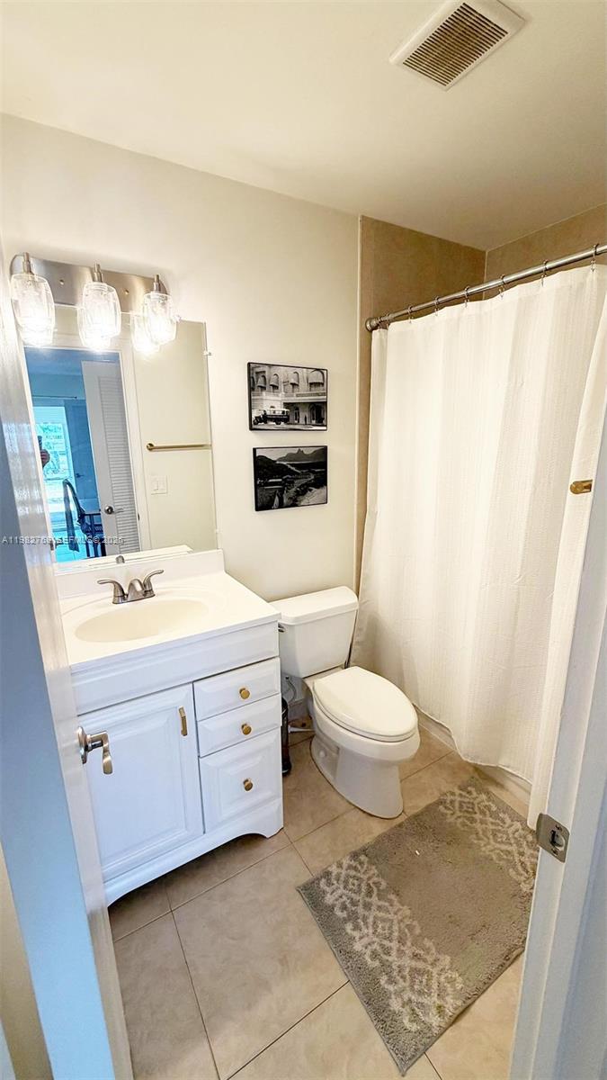 2305 Lowson Blvd #B Delray Beach, FL 33445