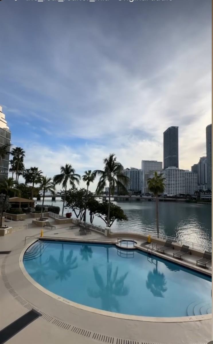 701 Brickell Key Blvd #910 Miami, FL 33131