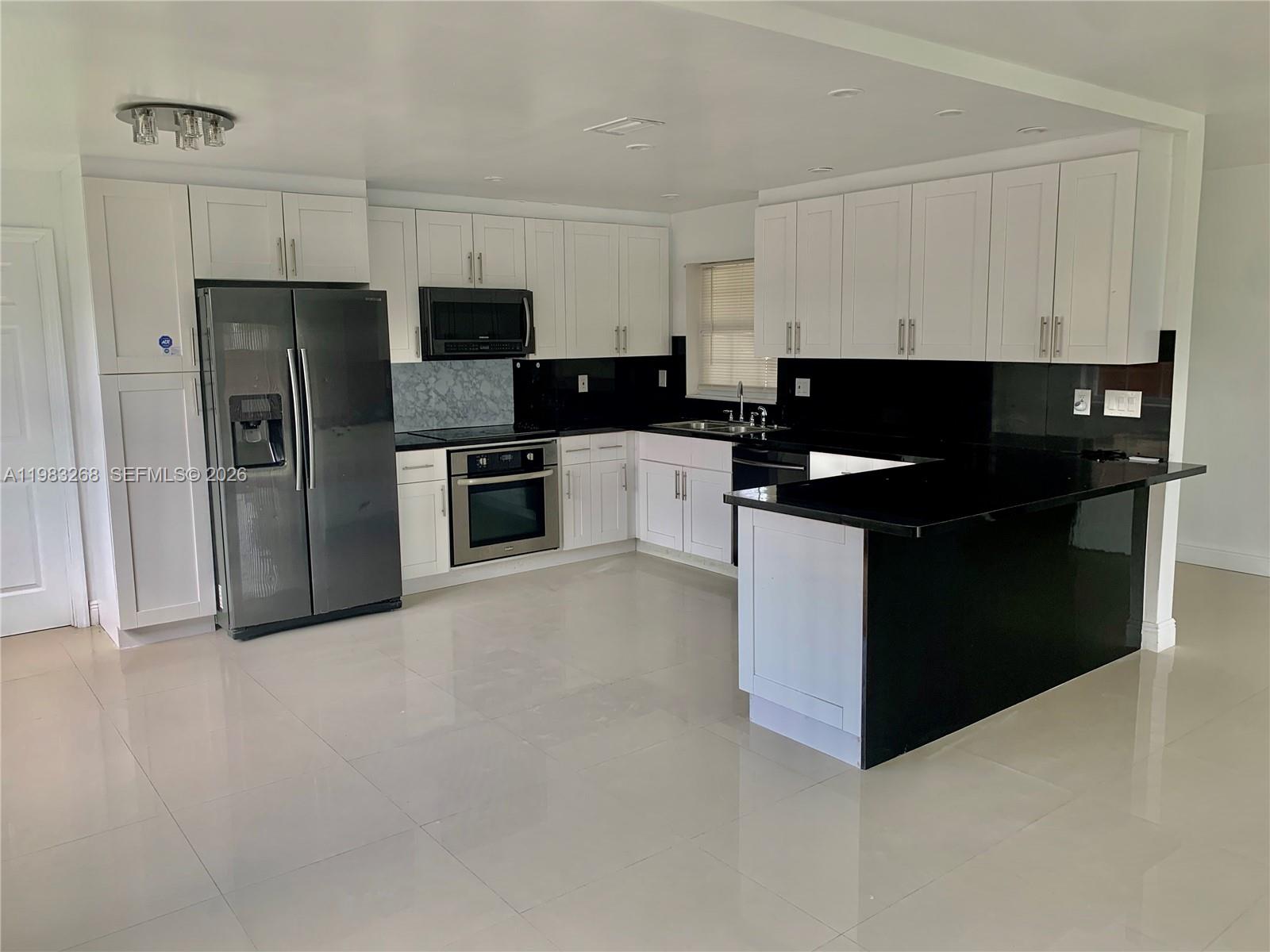 9798 SW 158th St Miami, FL 33157