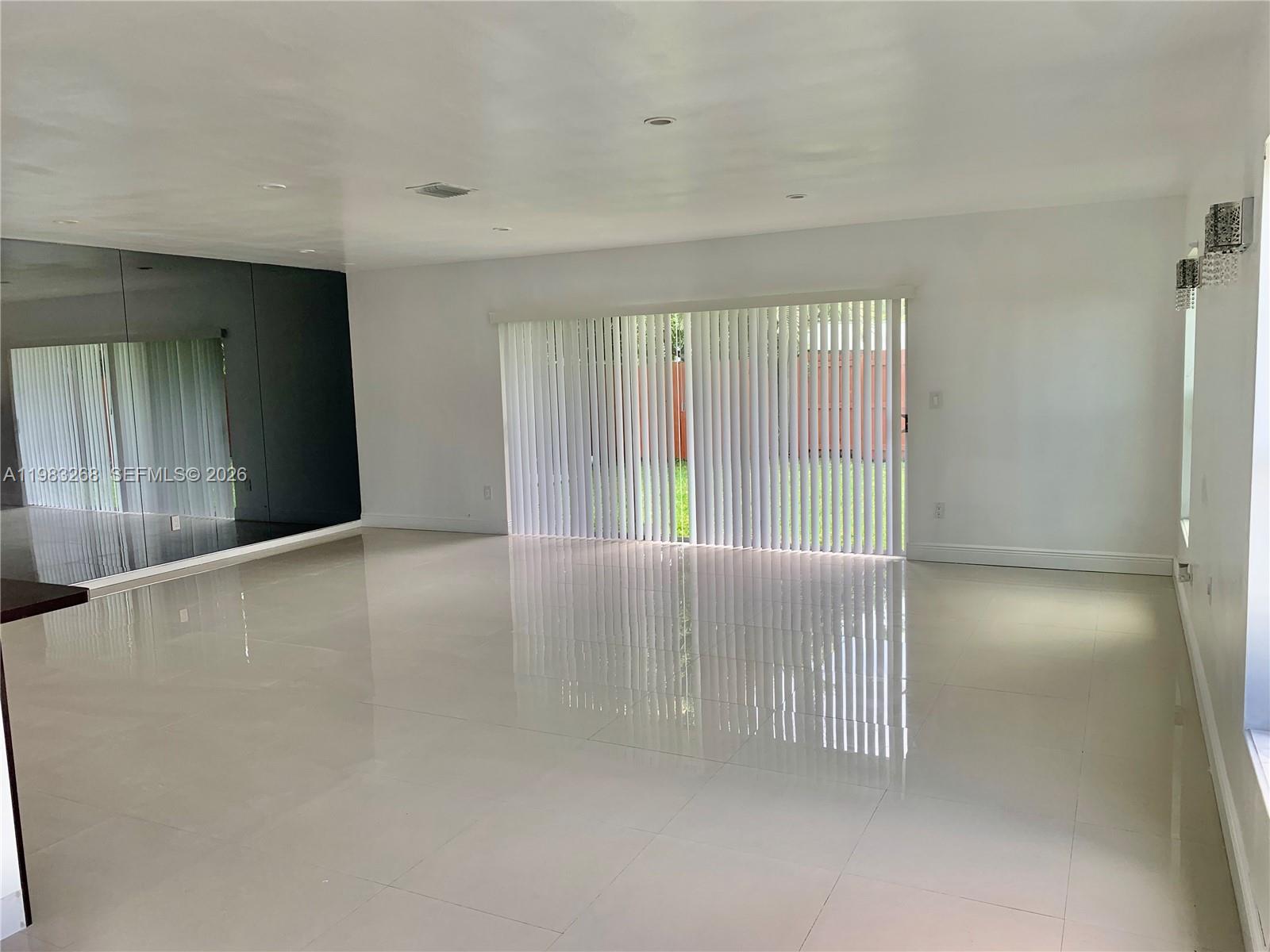 9798 SW 158th St Miami, FL 33157