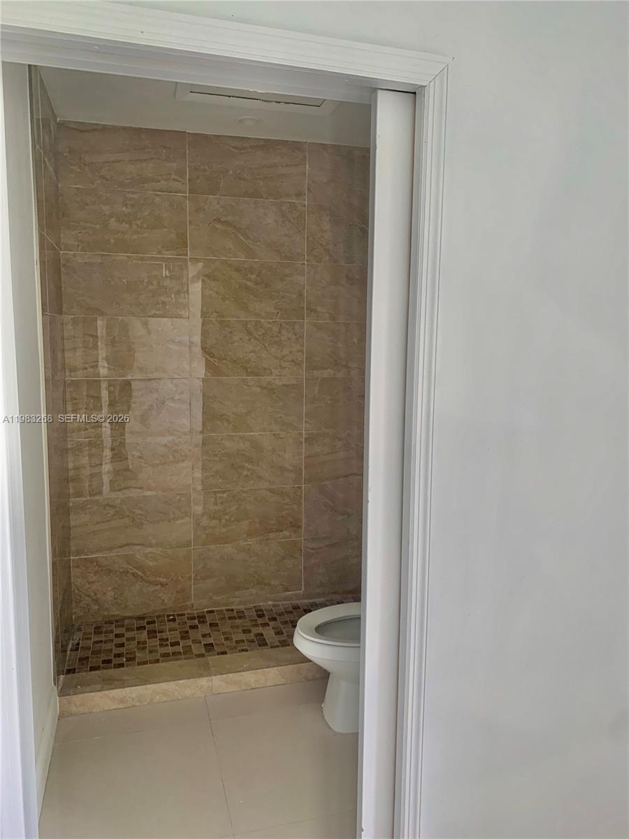 9798 SW 158th St Miami, FL 33157