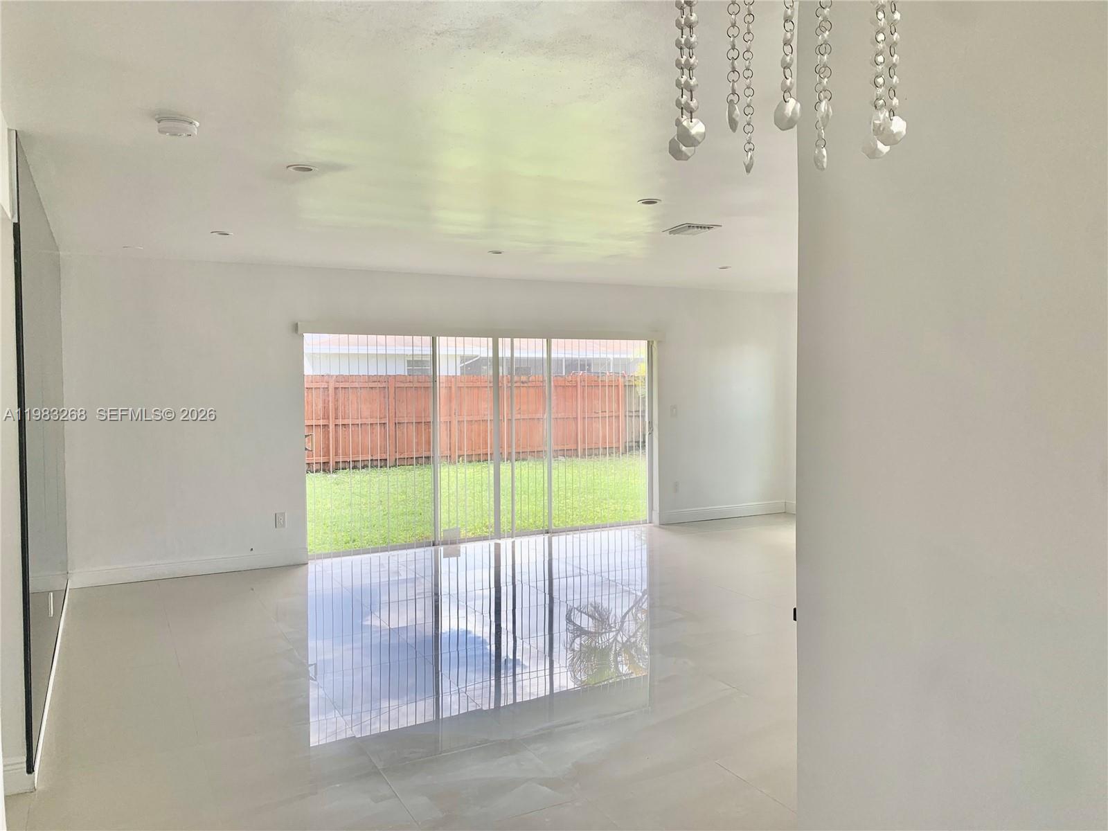 9798 SW 158th St Miami, FL 33157