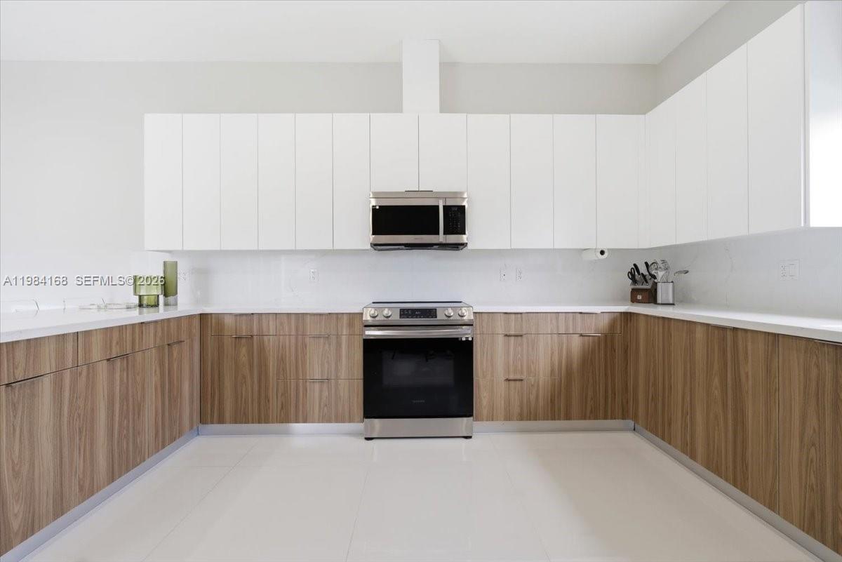 21205 Ingraham Ave Rd Cutler Bay, FL 33189