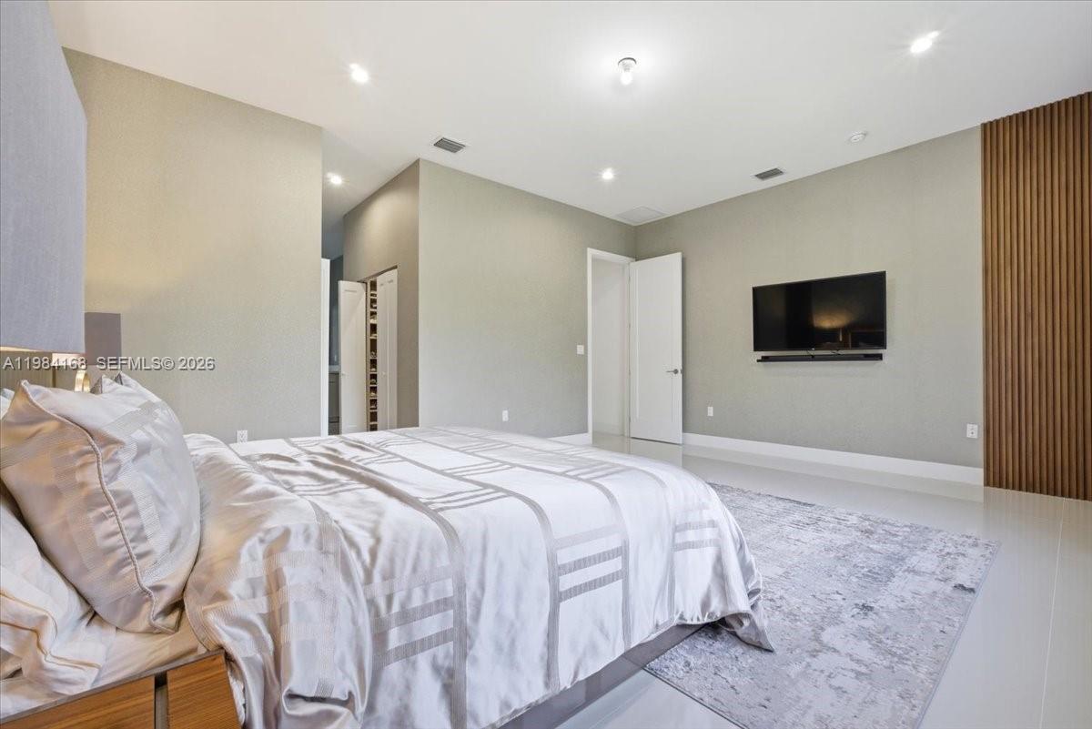 21205 Ingraham Ave Rd Cutler Bay, FL 33189