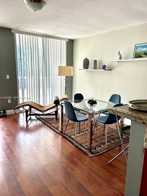 170 SE 14th St #2207 Miami, FL 33131