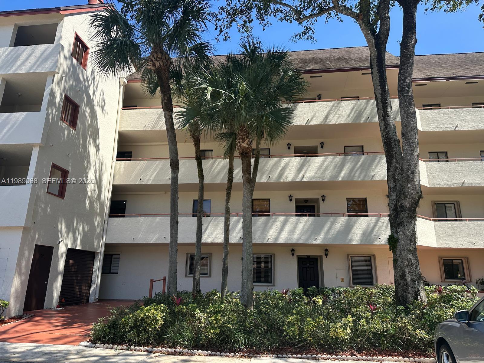 12524 Shoreline Dr #104 Wellington, FL 33414