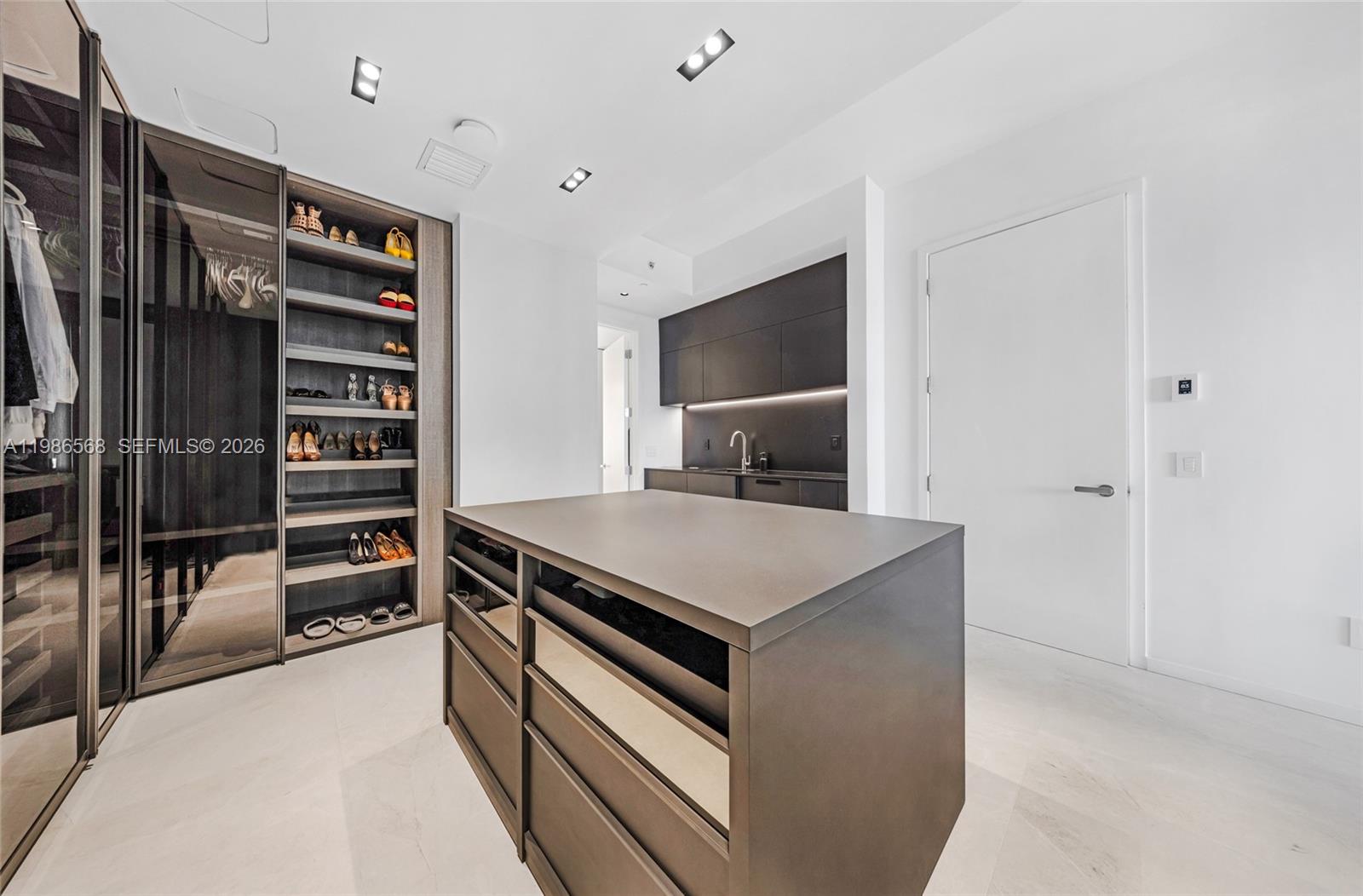 image St Regis Bal Harbour North12