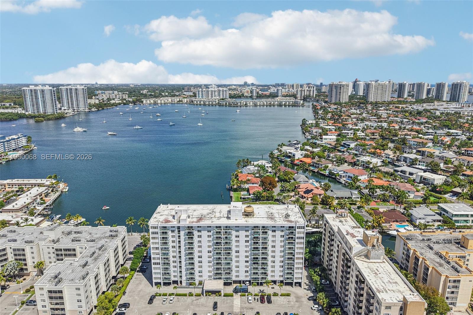 2841 NE 163rd St #605 North Miami Beach, FL 33160