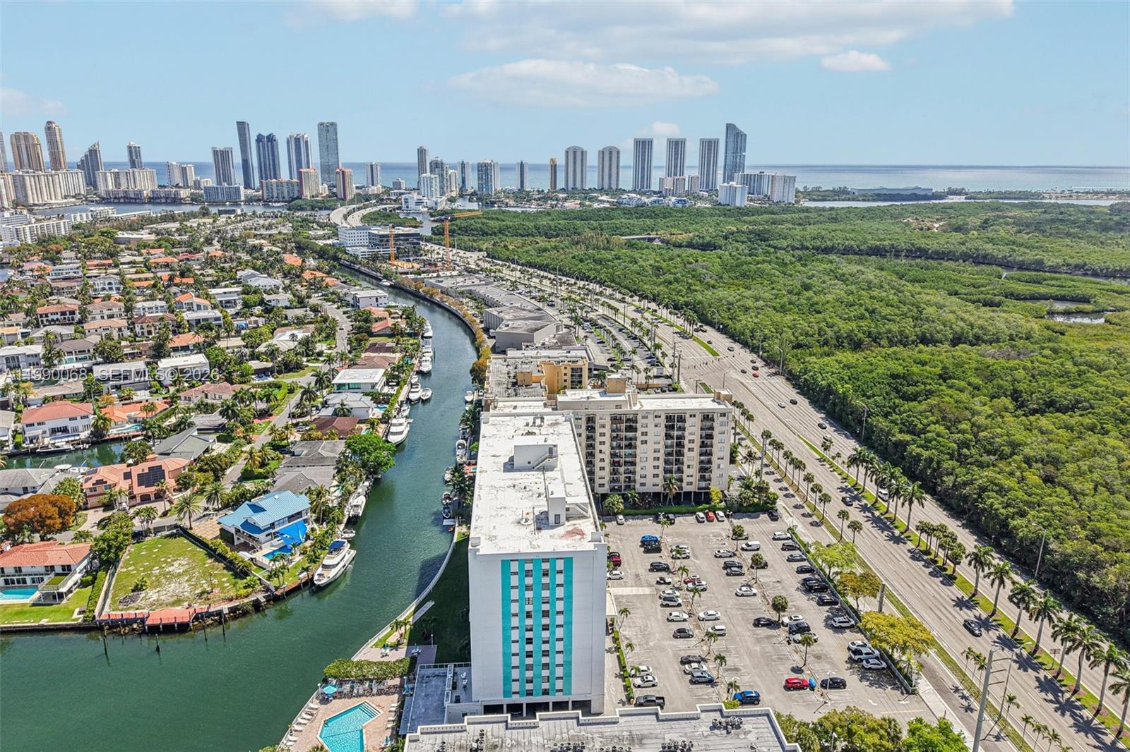 2841 NE 163rd St #605 North Miami Beach, FL 33160