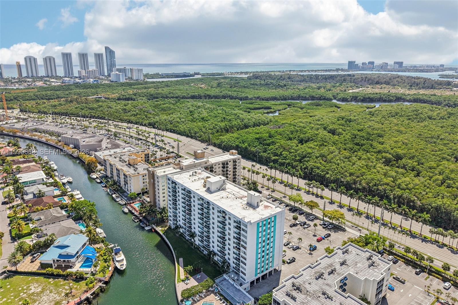 2841 NE 163rd St #605 North Miami Beach, FL 33160