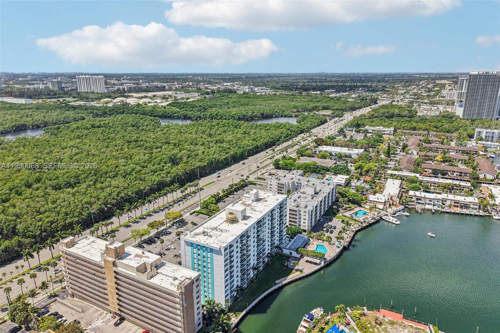 2841 NE 163rd St #605 North Miami Beach, FL 33160