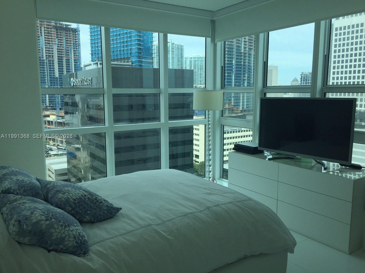 image The Plaza on Brickell East15