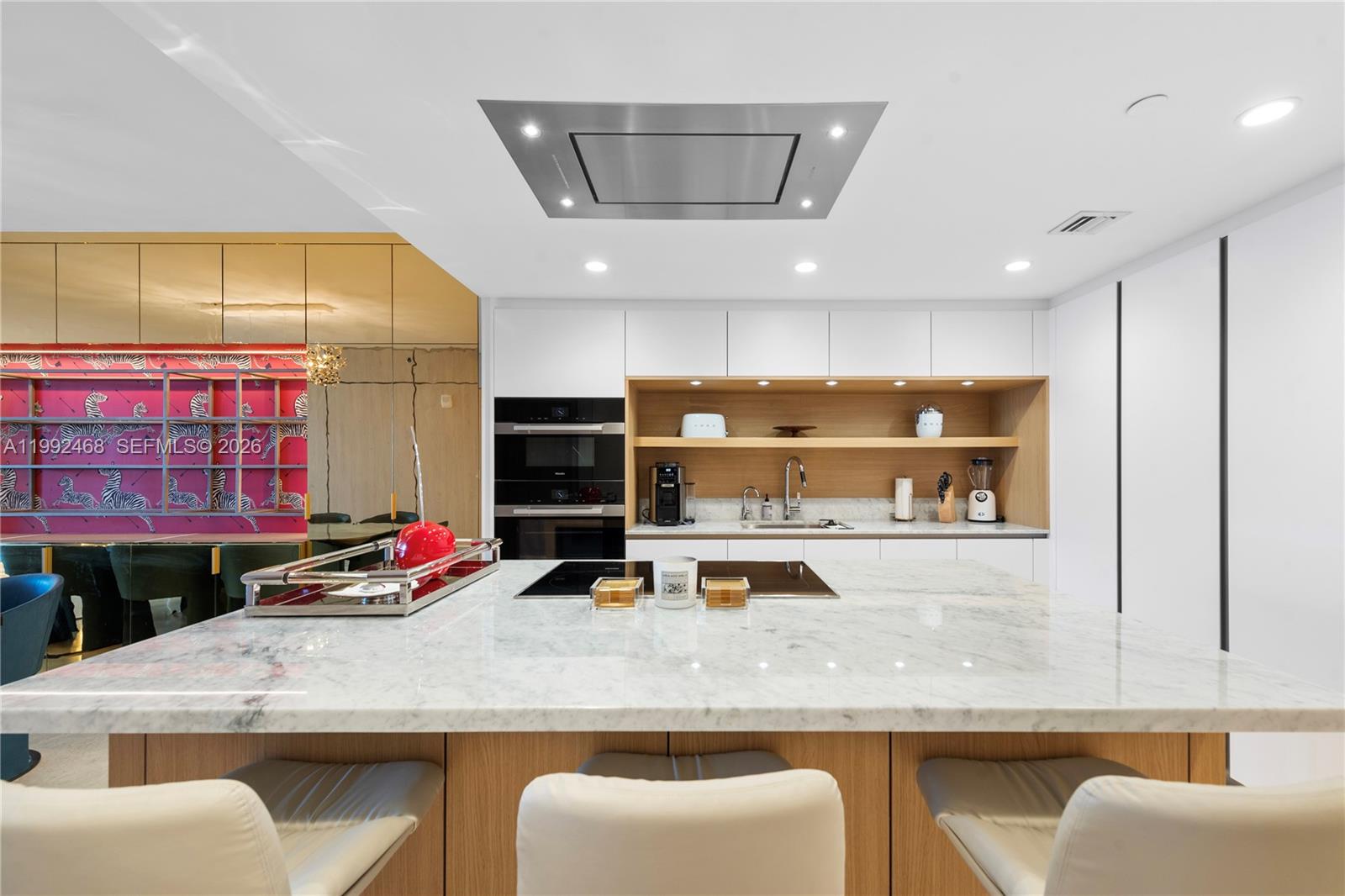 1135 103rd St #303 Bay Harbor Islands, FL 33154