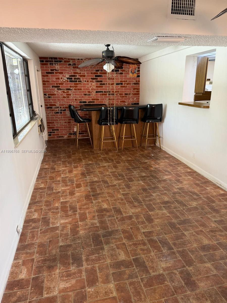 1185 W 32nd St Hialeah, FL 33012