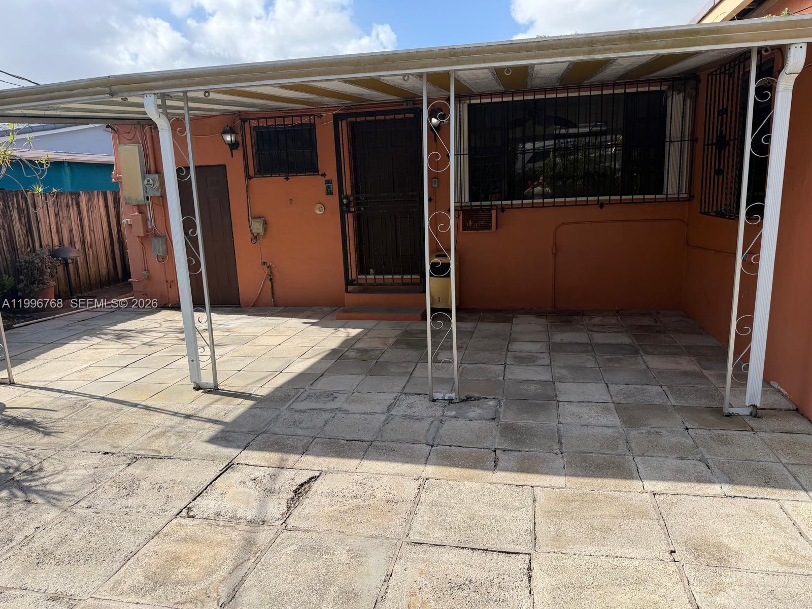 1185 W 32nd St Hialeah, FL 33012