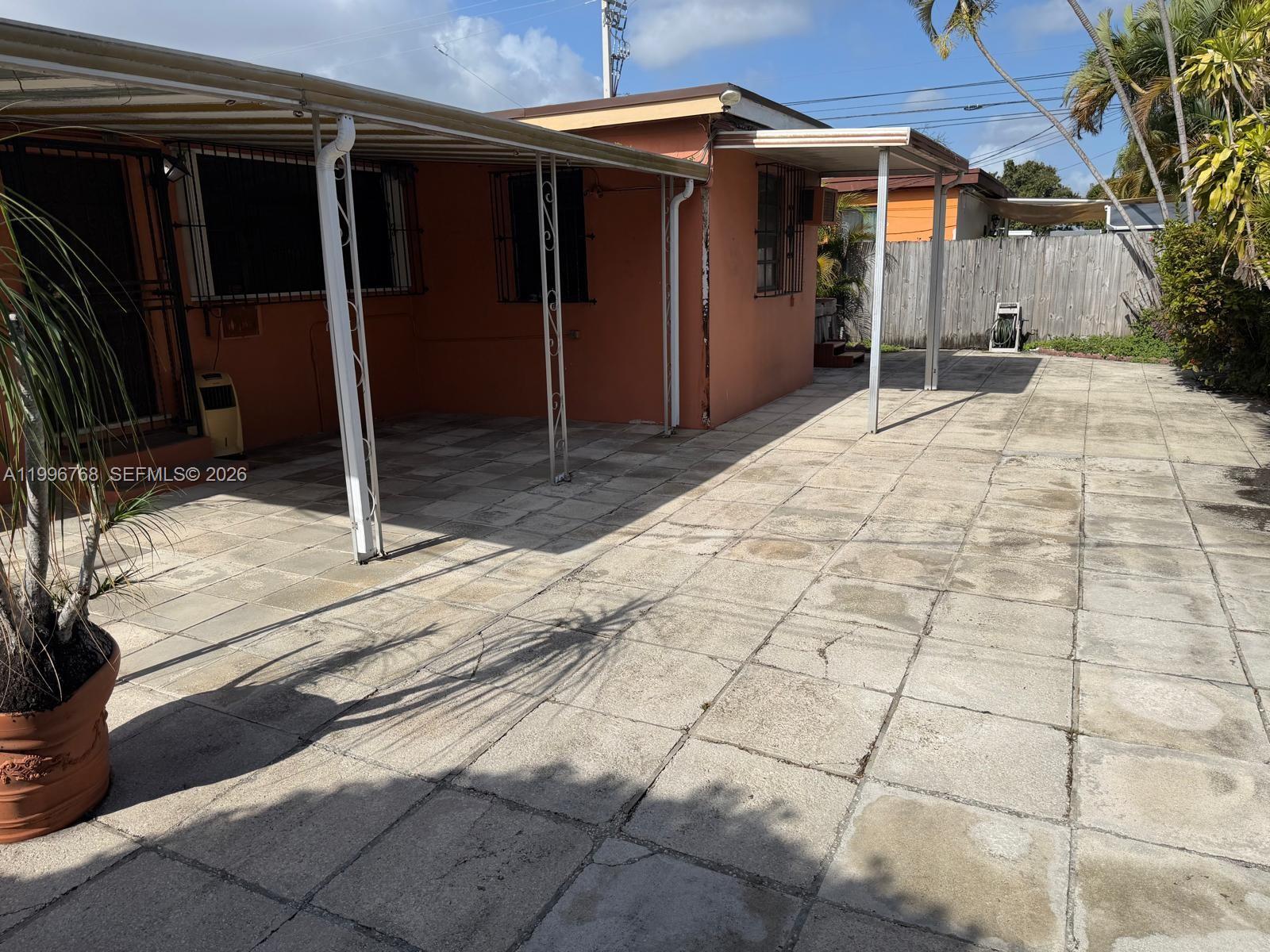 1185 W 32nd St Hialeah, FL 33012