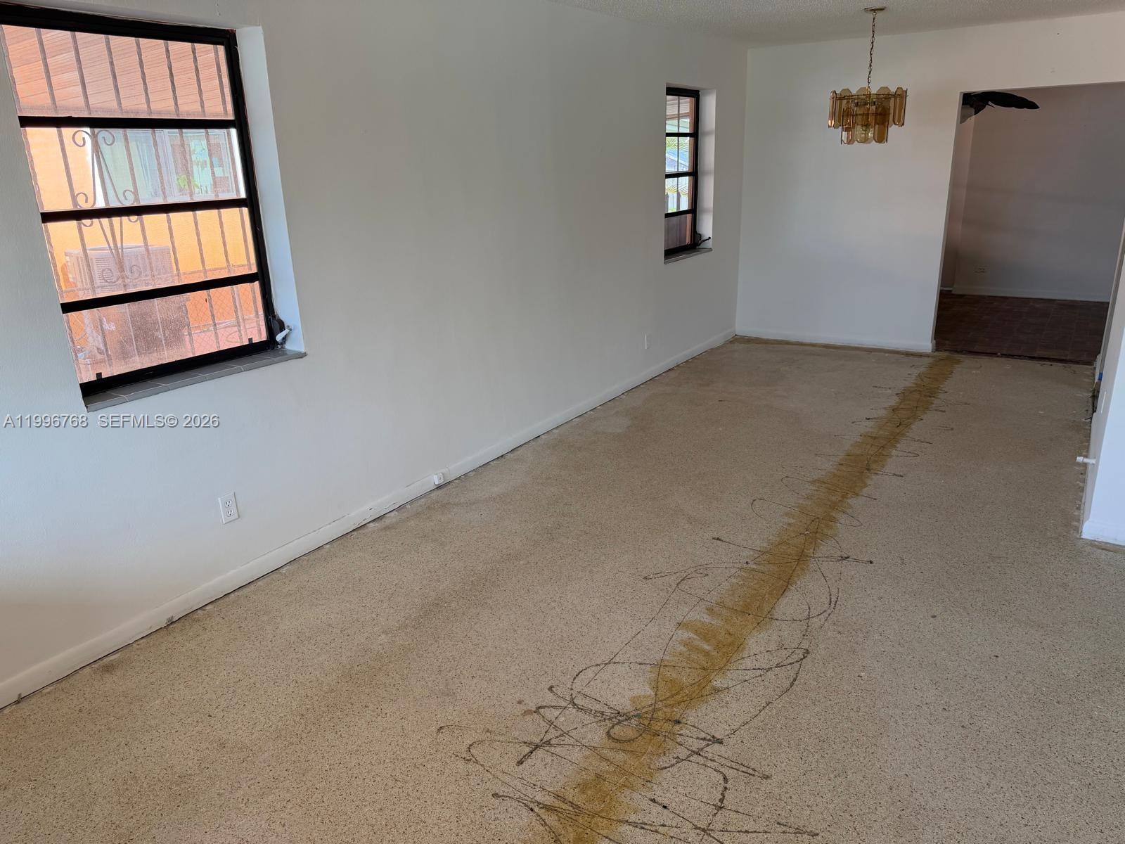 1185 W 32nd St Hialeah, FL 33012
