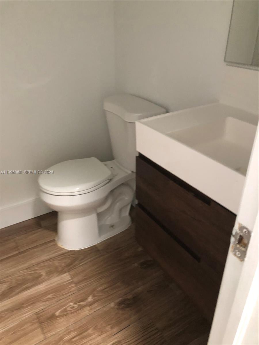 8432 NW 107th Ct #11-35 Doral, FL 33178