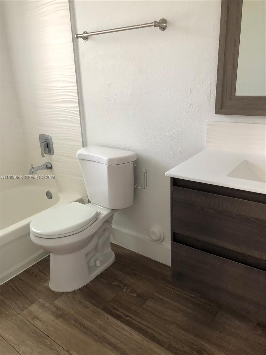 8432 NW 107th Ct #11-35 Doral, FL 33178