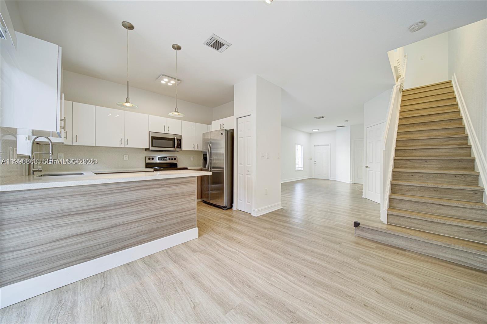 8432 NW 107th Ct #11-35 Doral, FL 33178