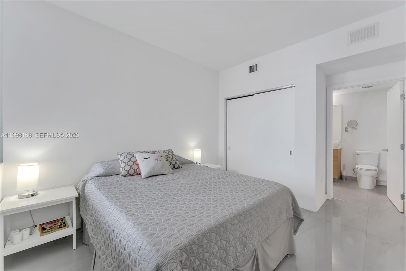 16385 Biscayne Blvd #1819 North Miami Beach, FL 33160