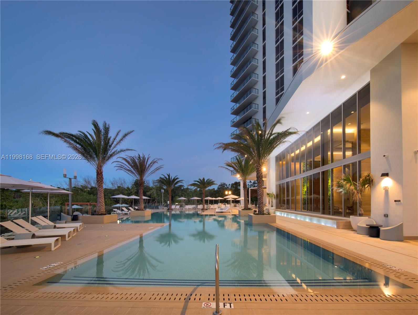 16385 Biscayne Blvd #1819 North Miami Beach, FL 33160
