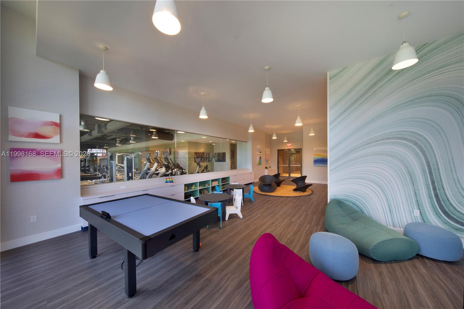 16385 Biscayne Blvd #1819 North Miami Beach, FL 33160