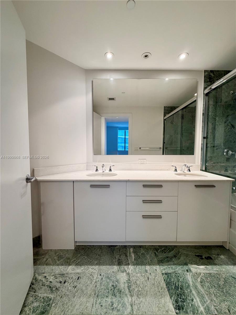 image 1060 Brickell - 105021