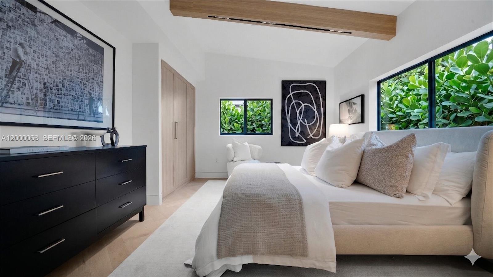 12600 Ixora Rd North Miami, FL 33181