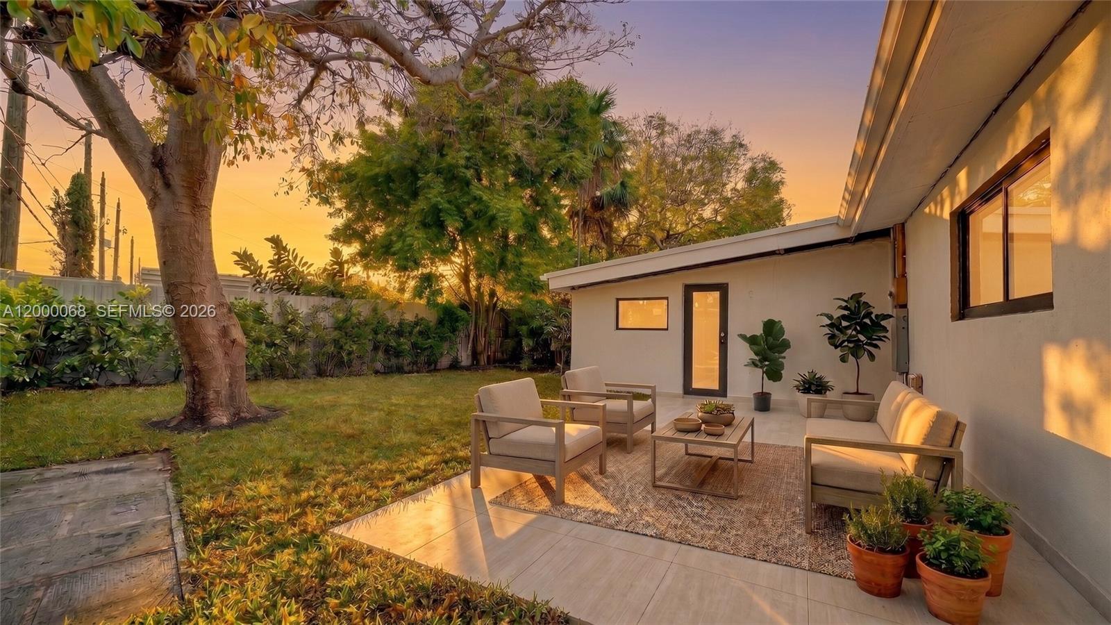 12600 Ixora Rd North Miami, FL 33181