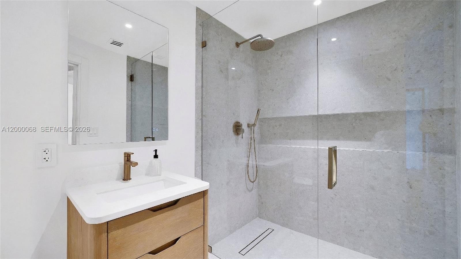 12600 Ixora Rd North Miami, FL 33181