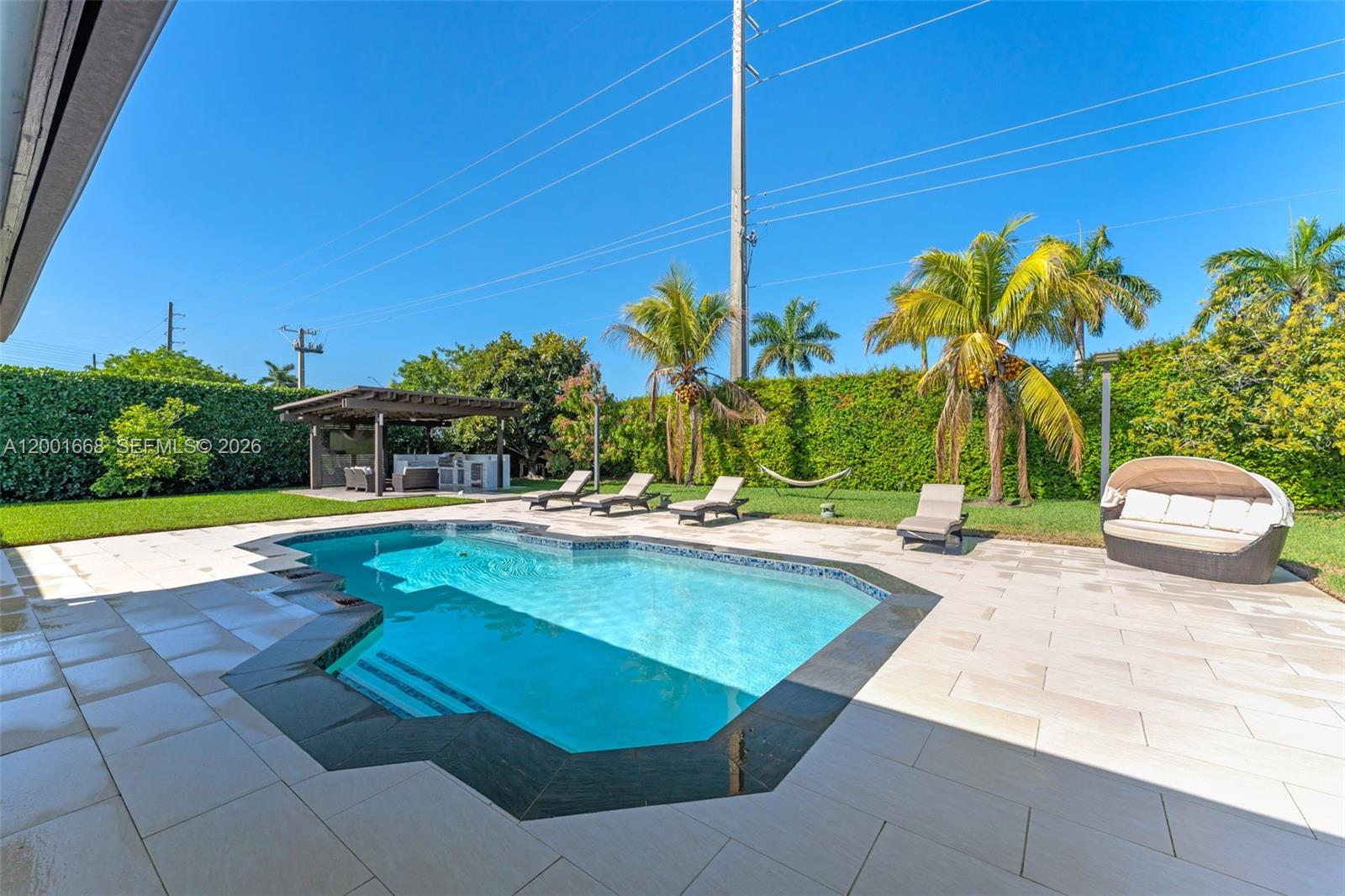 12904 SW 116th Ct Miami, FL 33176