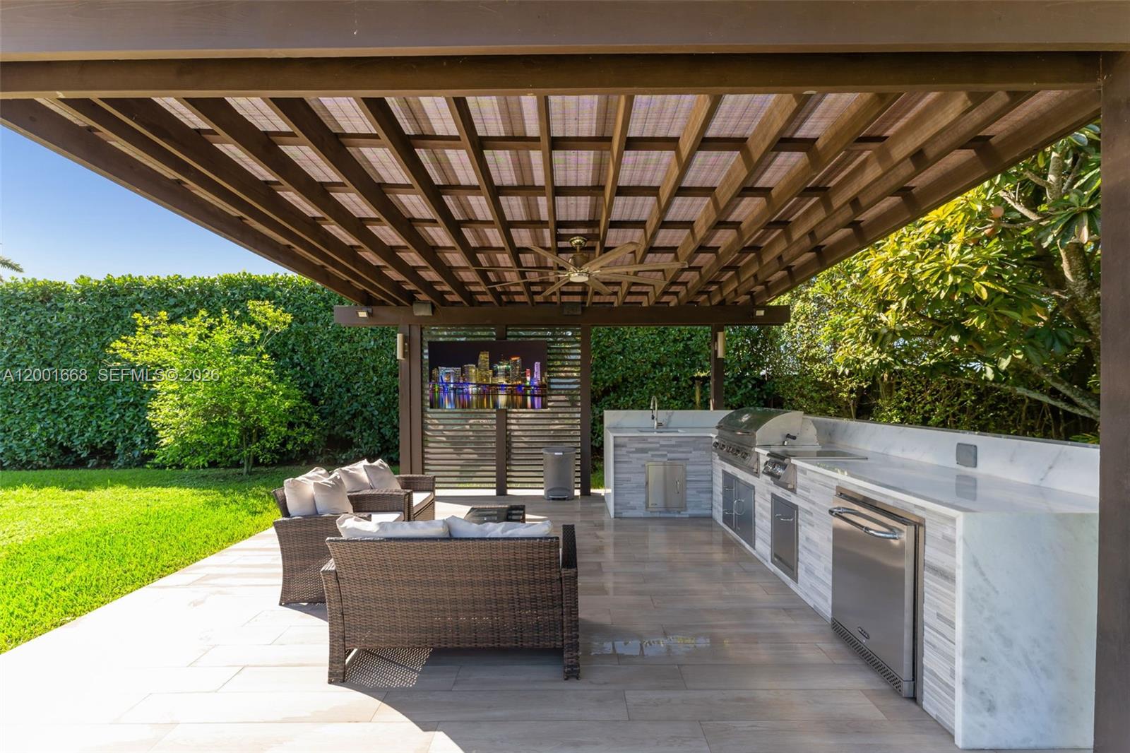 12904 SW 116th Ct Miami, FL 33176