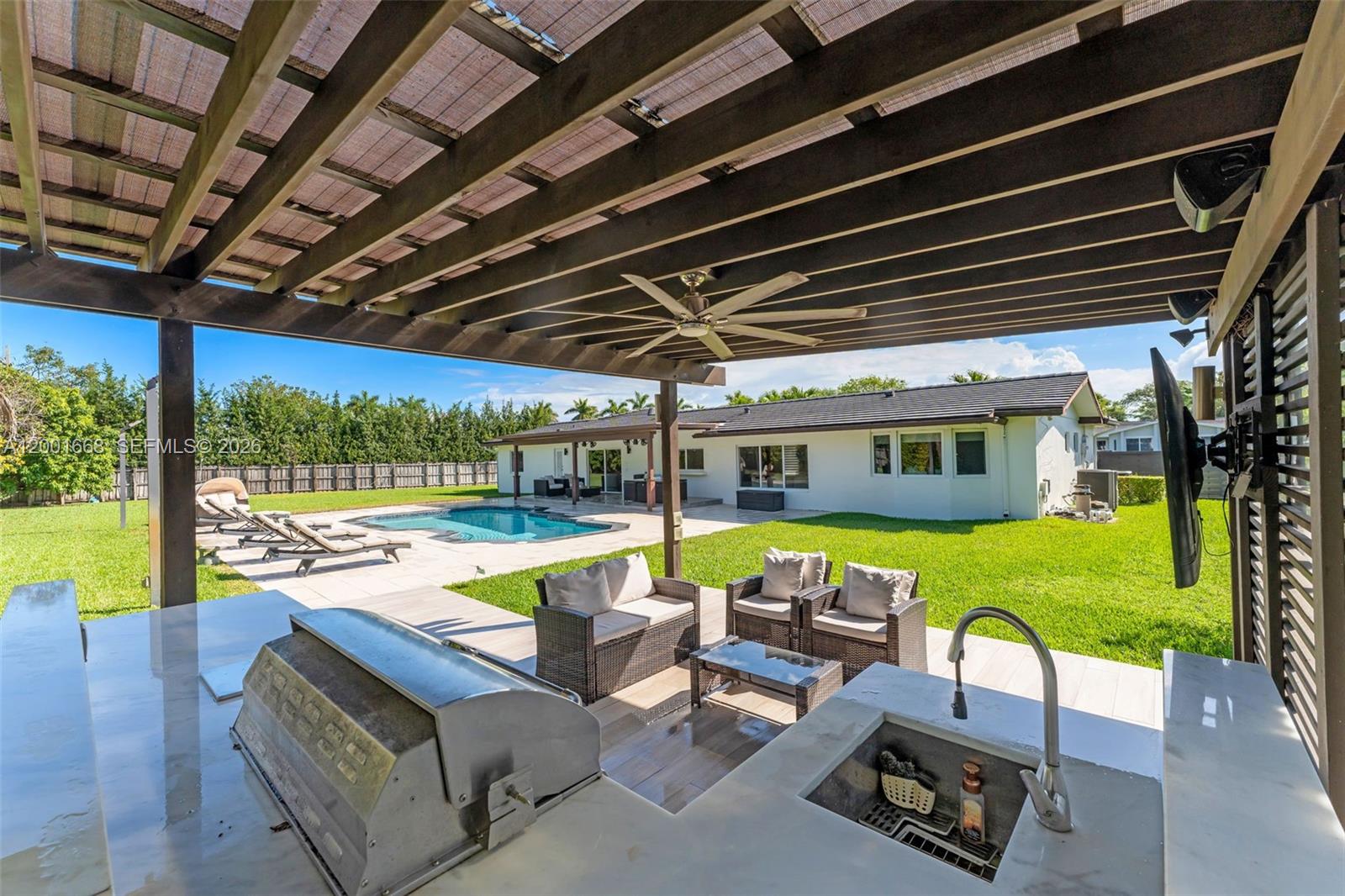 12904 SW 116th Ct Miami, FL 33176