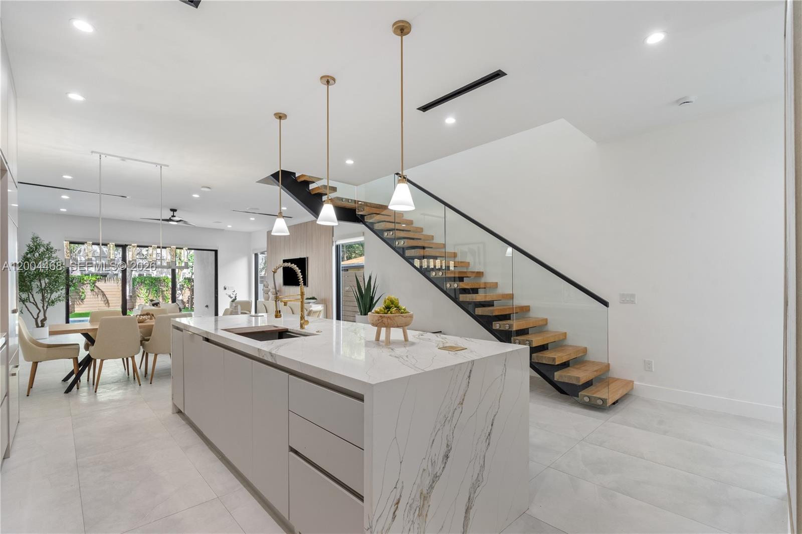 609 NE 8th Ave #B Fort Lauderdale, FL 33304