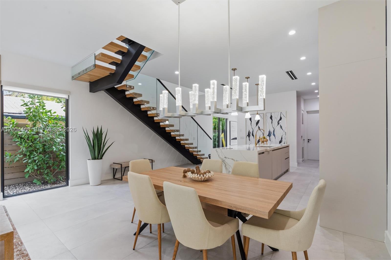 609 NE 8th Ave #B Fort Lauderdale, FL 33304